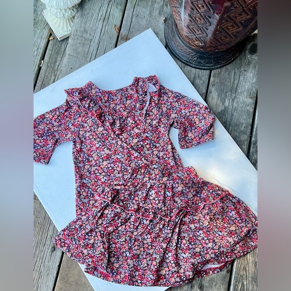 Phil And Phoebe Floral Print Top & Skirt Outfit - Picture 2 of 13